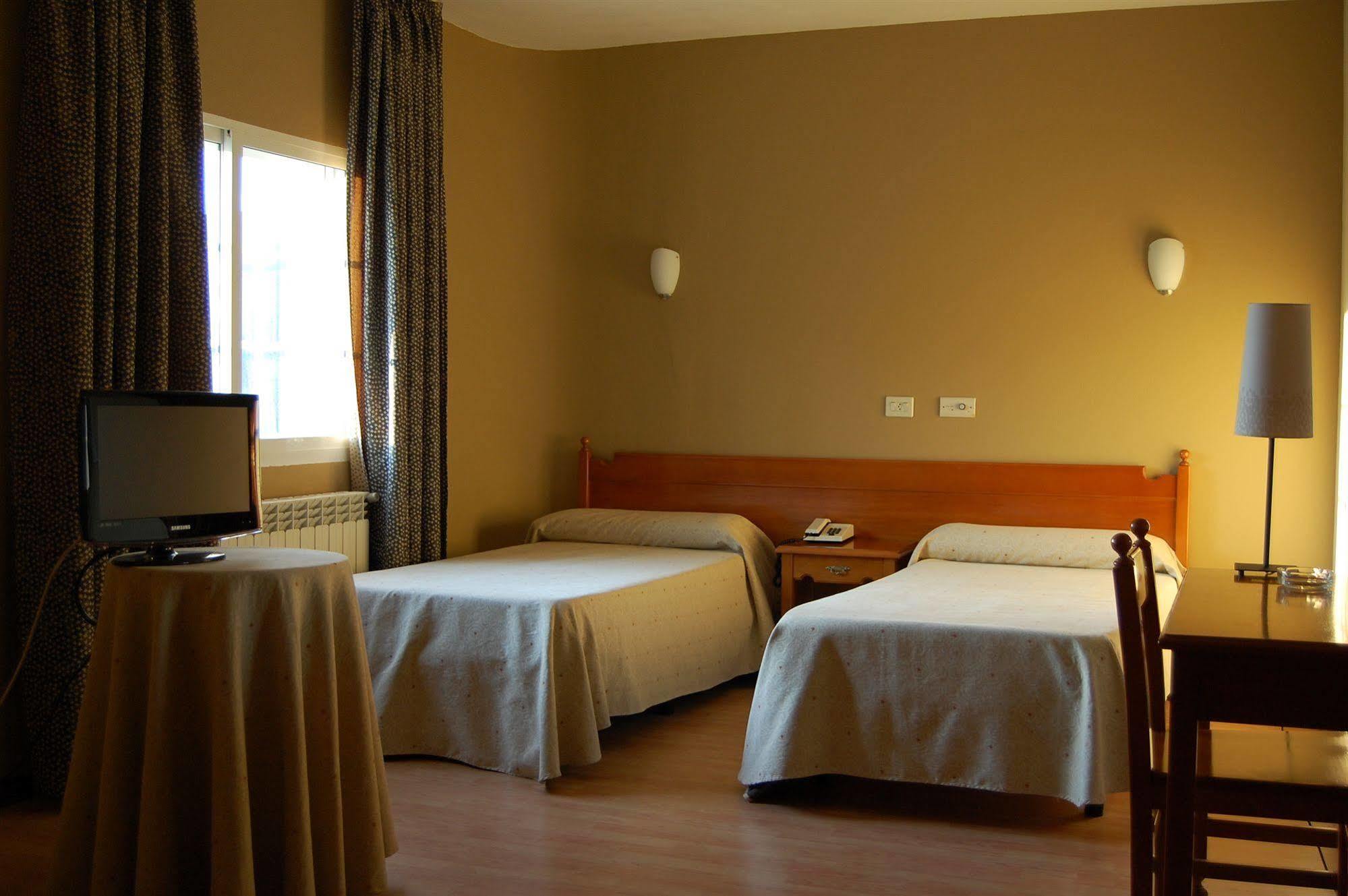 Hotel Paris Poio Esterno foto